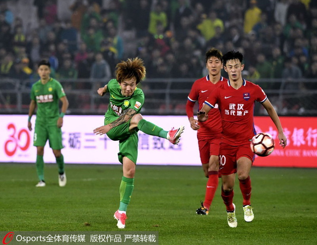 重庆力帆队以总分42击败北京国安